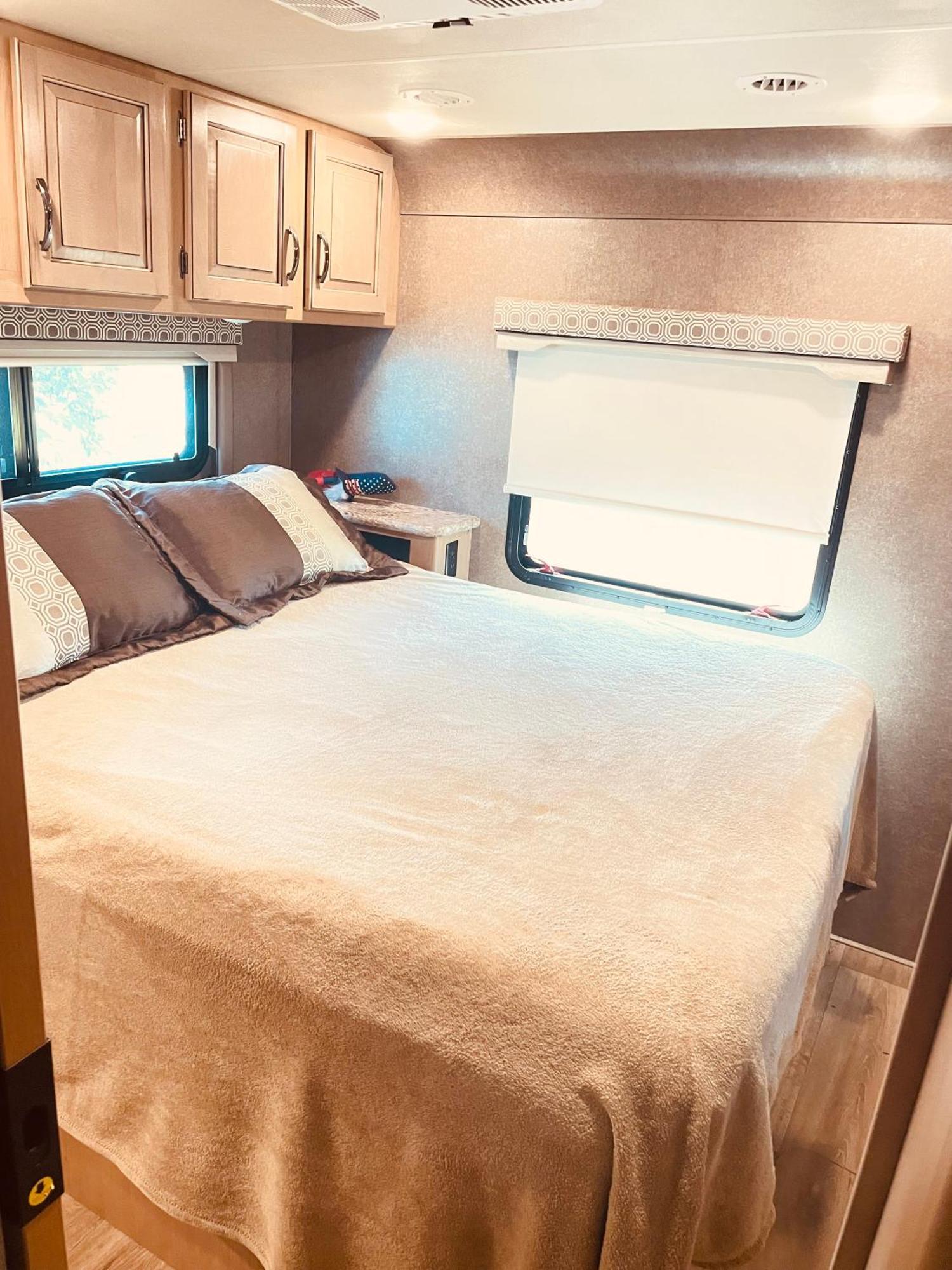 Private Cozy R/V , For Your Enjoyment Tamiami Екстериор снимка